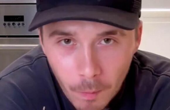 Brooklyn Beckham hits back at critics of his online cookery career