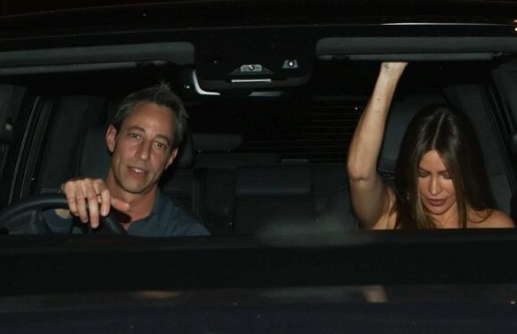 Sofia Vergara steps out with hunky surgeon after Joe Manganiello split