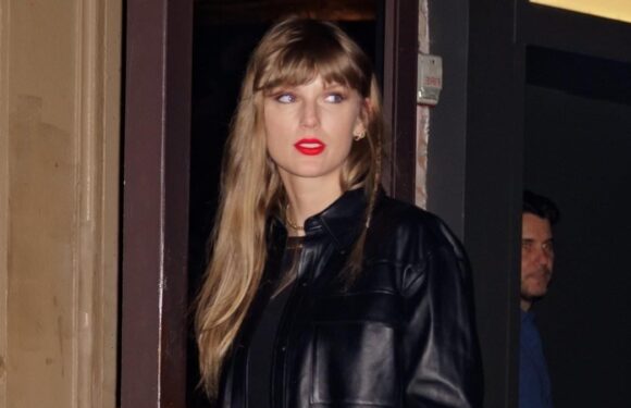 Taylor Swift shows off her incredibly toned legs in tiny denim shorts