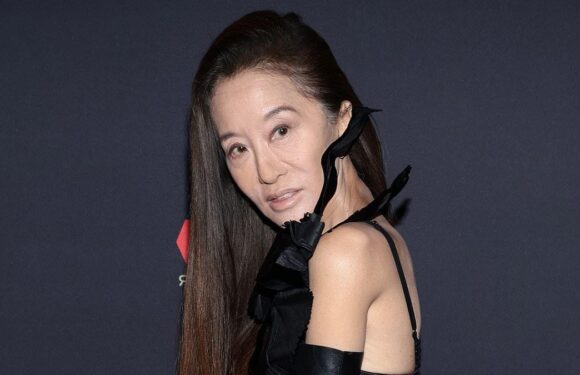 Vera Wang says she doesn't care about maintaining her youthful looks