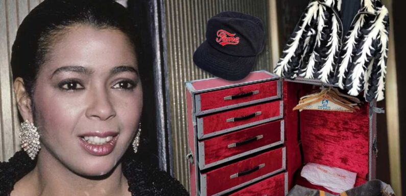 'Flashdance' Singer Irene Cara's Personal Items Up For Auction