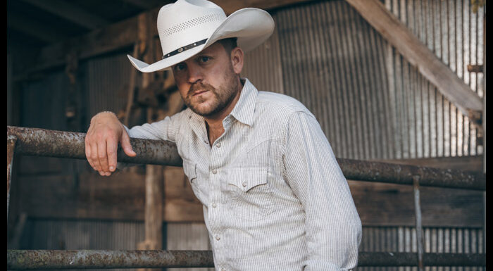 Justin Moore Shares Personal New Single 'This Is My Dirt'