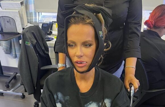 Kate Beckinsale hits back at trolls who accused her of plastic surgery