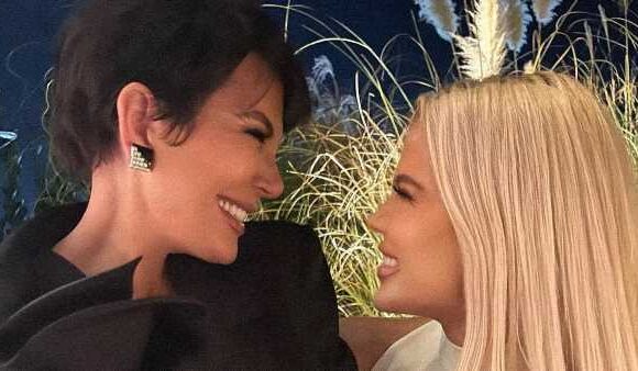 Khloe Kardashian blasted over 'terrifying' Photoshop fail