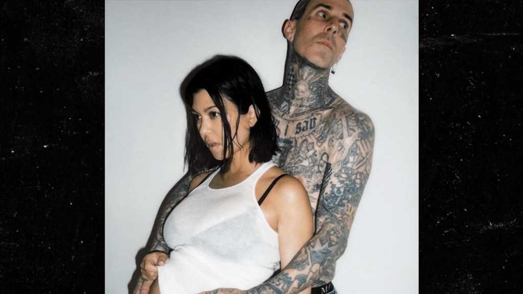 Kourtney Kardashian Rings In Travis' Birthday with Sexy Snaps