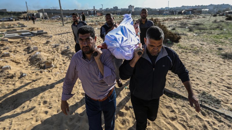 Beyond Israel’s propaganda, some signs Gazans are questioning Hamas