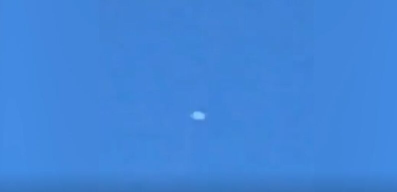 Bloke’s ‘mind blown’ after spotting UFO following plane in British countryside