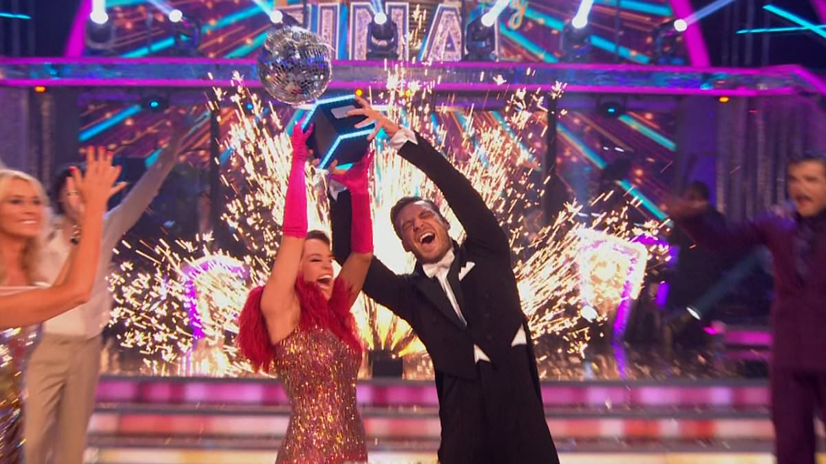 Corrie star Ellie Leach wins Strictly Come Dancing 2023