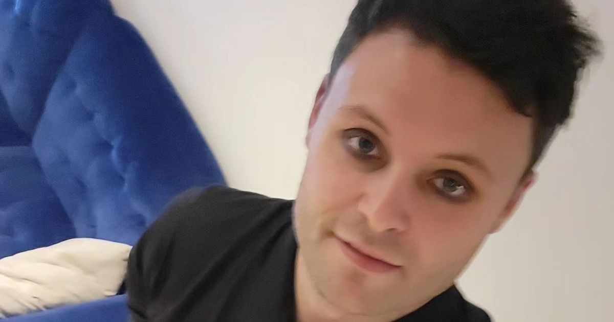 Tory MP goes to fancy dress party as punk hero but people thinks he’s sick paedo